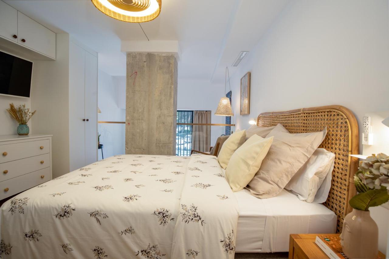 ApartUP Opera Loft Love Valencia Exterior foto