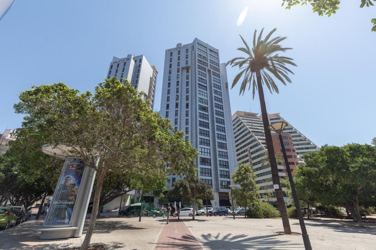 ApartUP Opera Loft Love Valencia Exterior foto