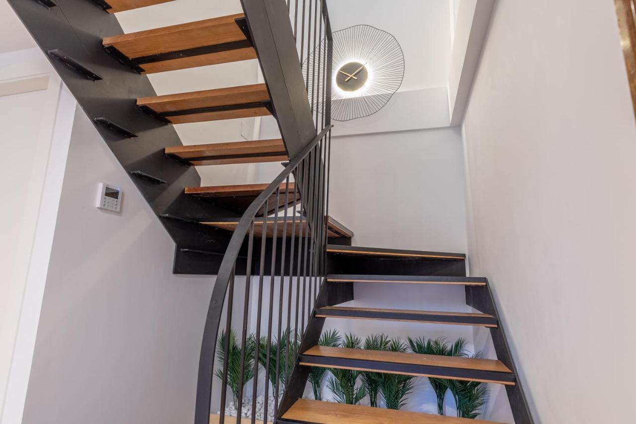ApartUP Opera Loft Love Valencia Exterior foto