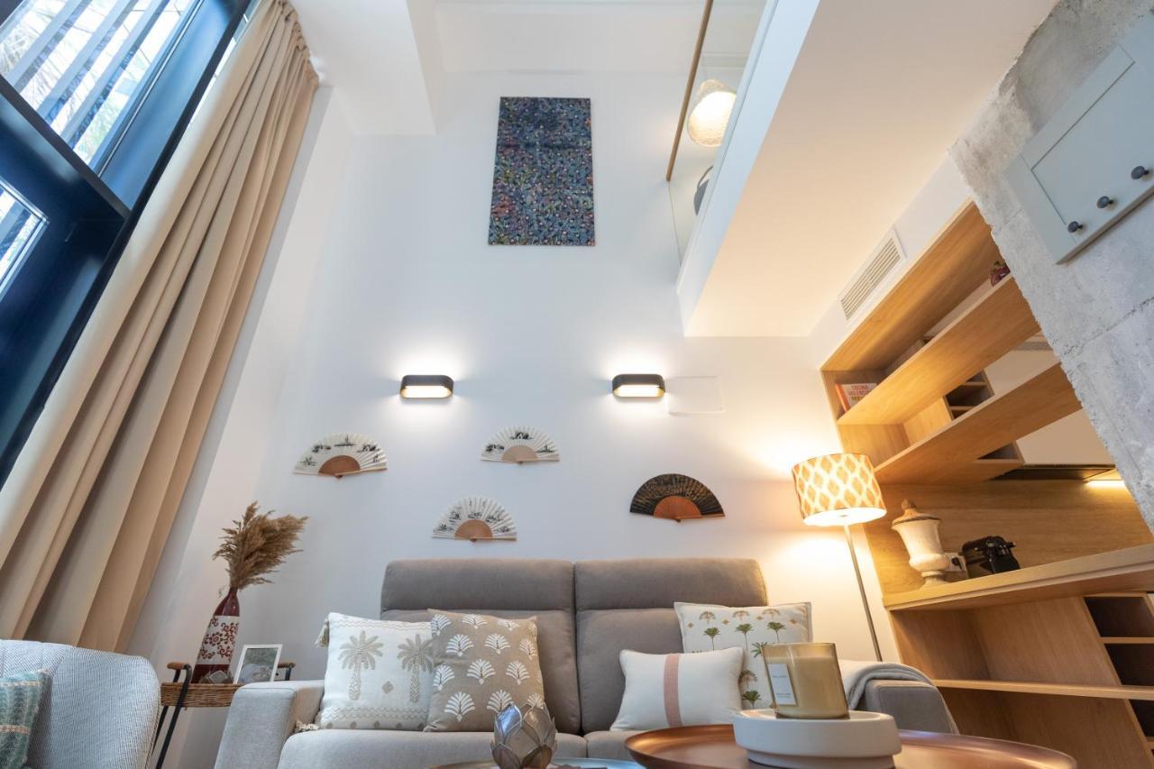 ApartUP Opera Loft Love Valencia Exterior foto